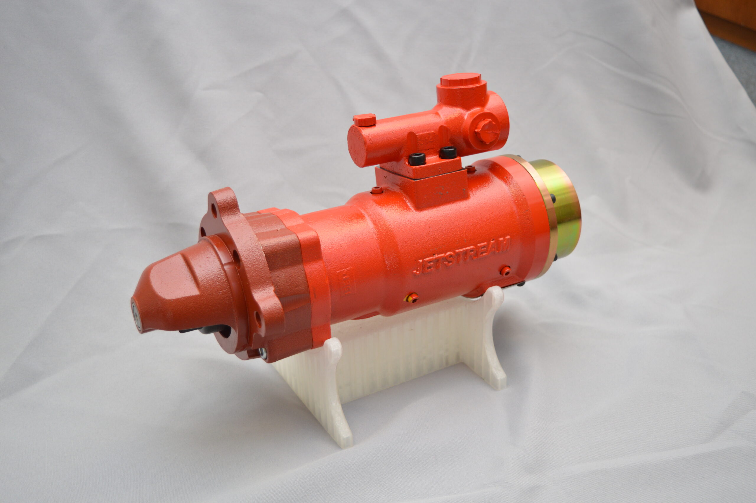 JetStream 4 inertia air starter motor in red with silencer
